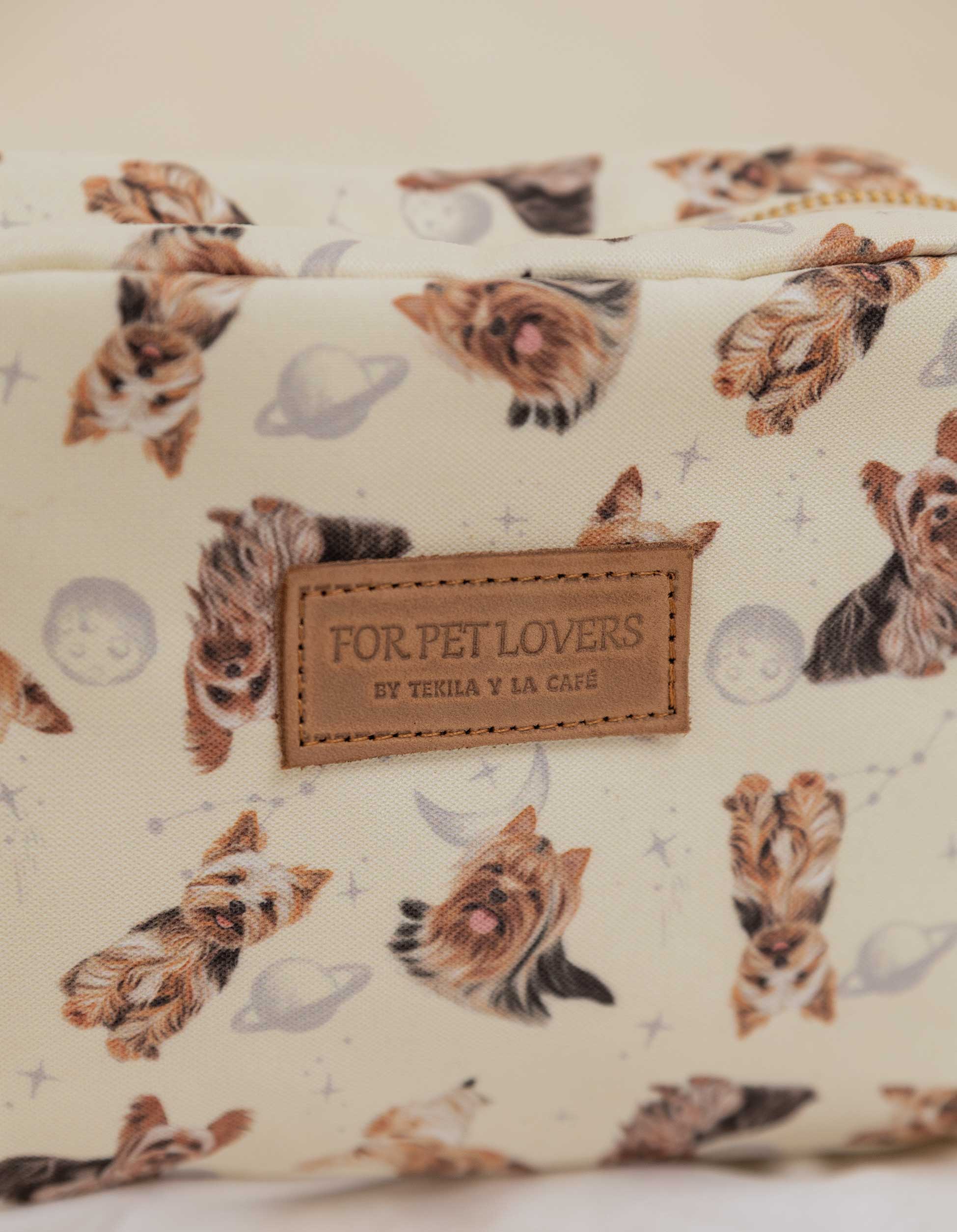 COSMETIQUERA YORKIE AMARILLO CTK001