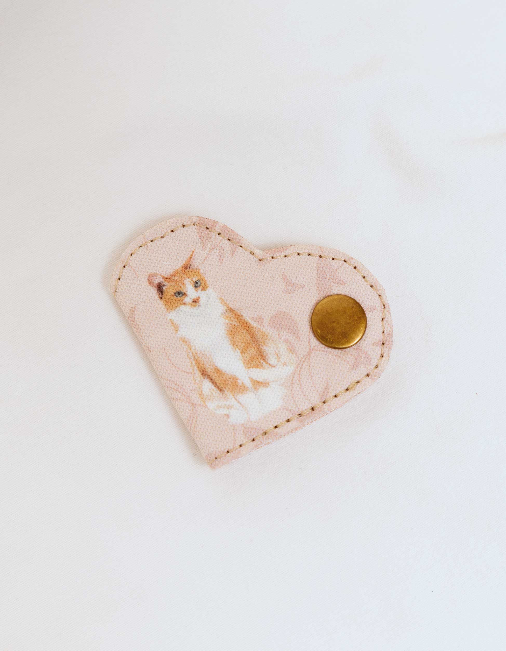 SUJETADOR DE CABLES GATO KHAO MANEE  STK001