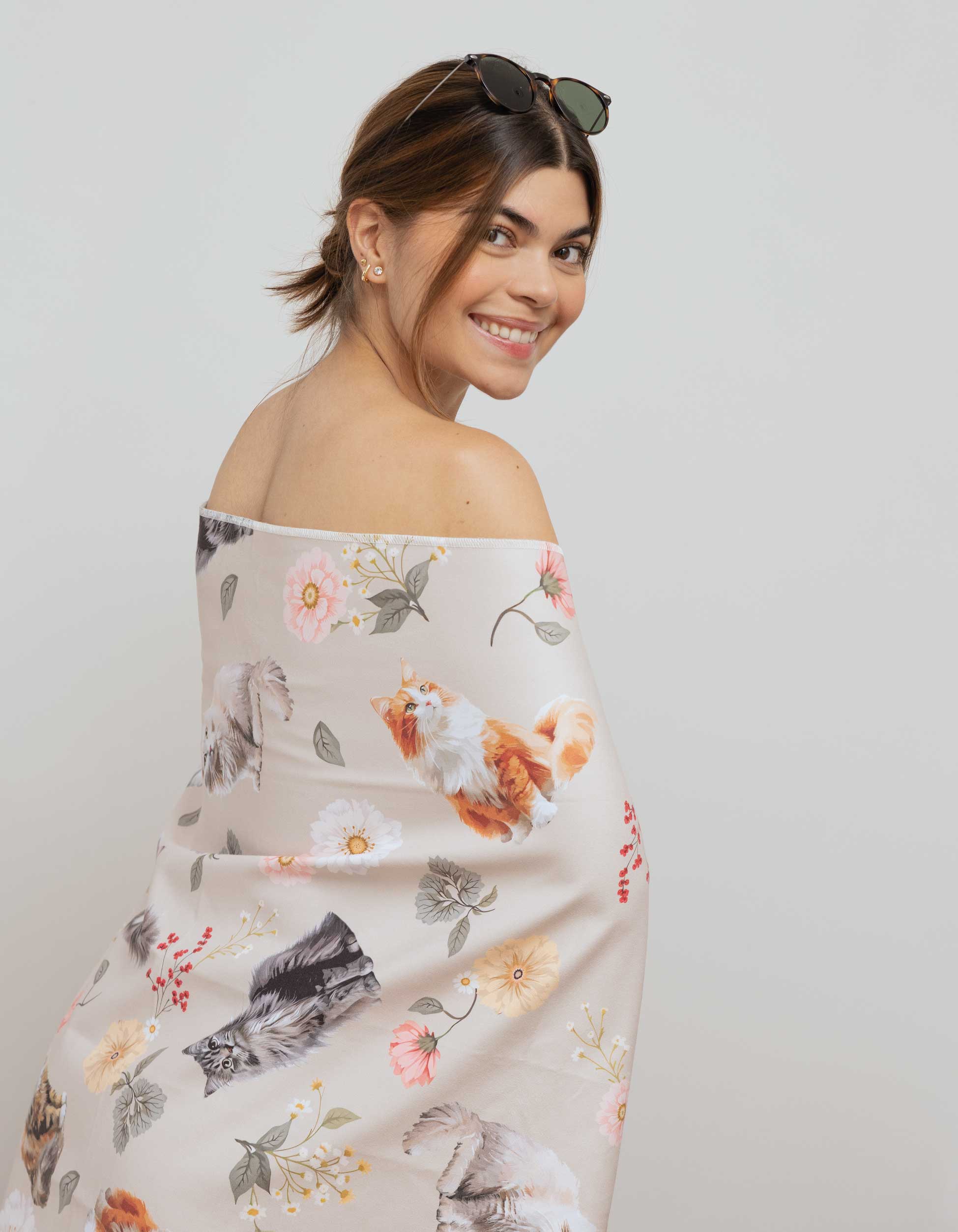 TOALLA GATOS  PELUDOS NUDE TTK001