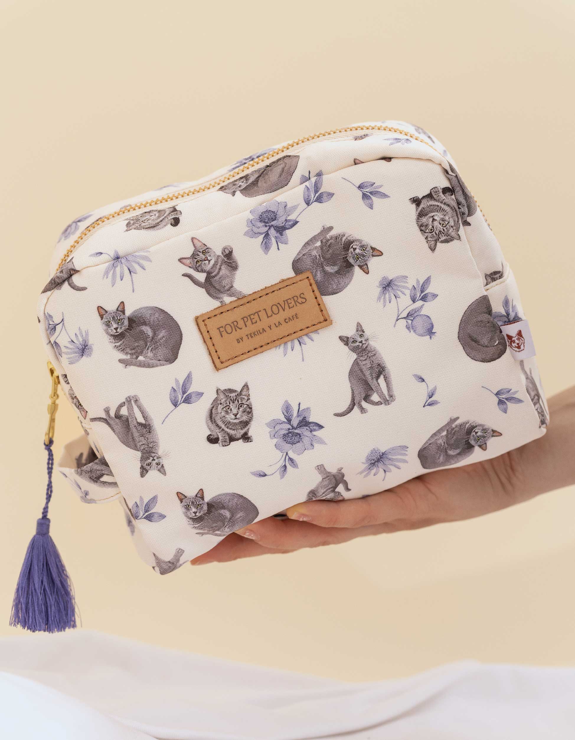 COSMETIQUERA GATOS GRISES MARFIL CTK001