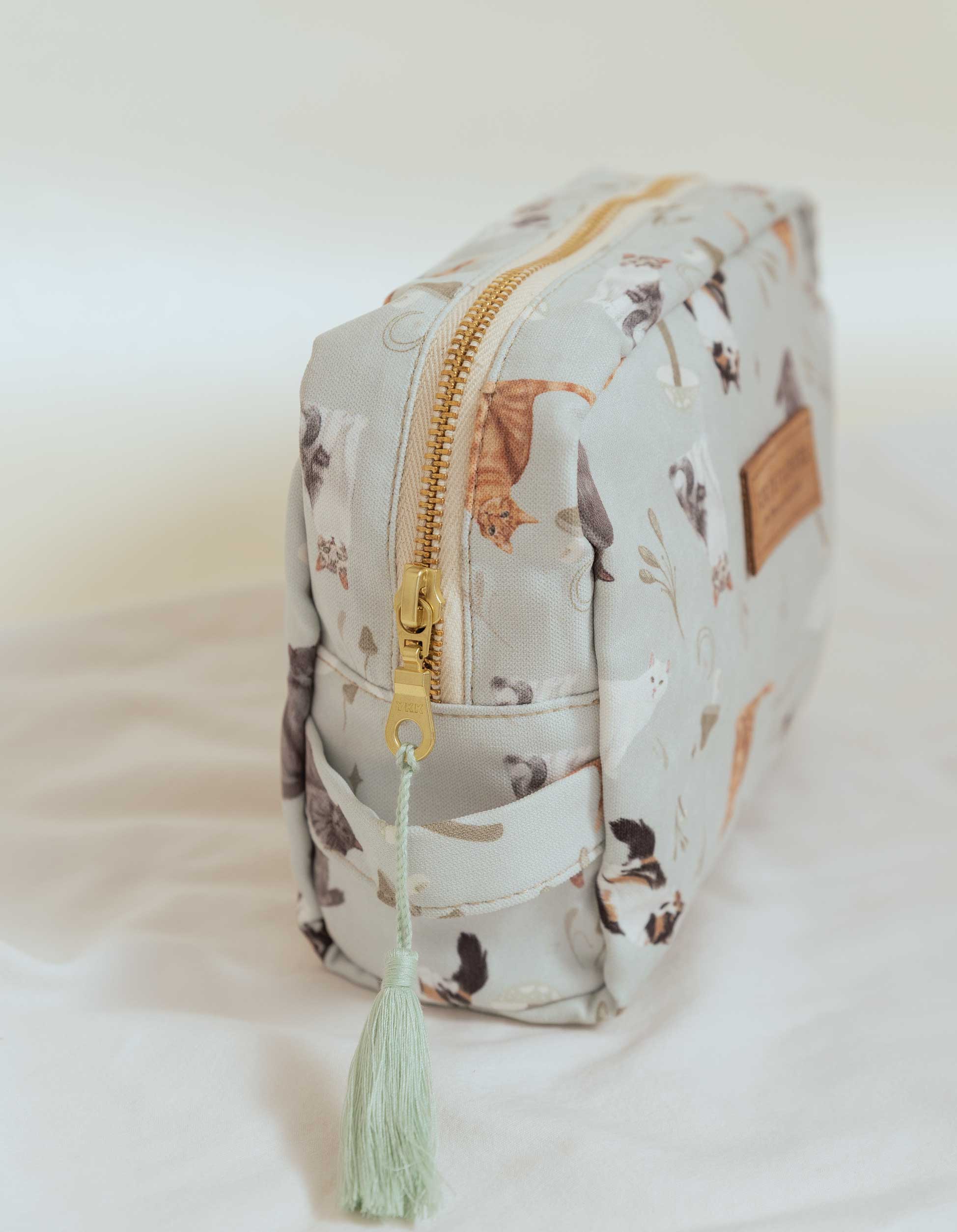 COSMETIQUERA GATOS CRIOLLOS VERDE CTK001