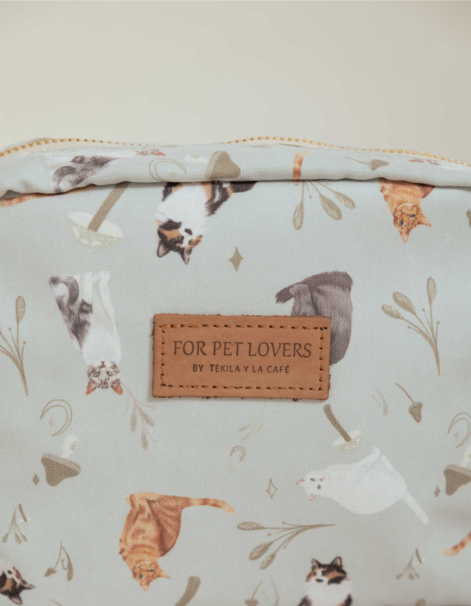 COSMETIQUERA GATOS CRIOLLOS VERDE CTK001