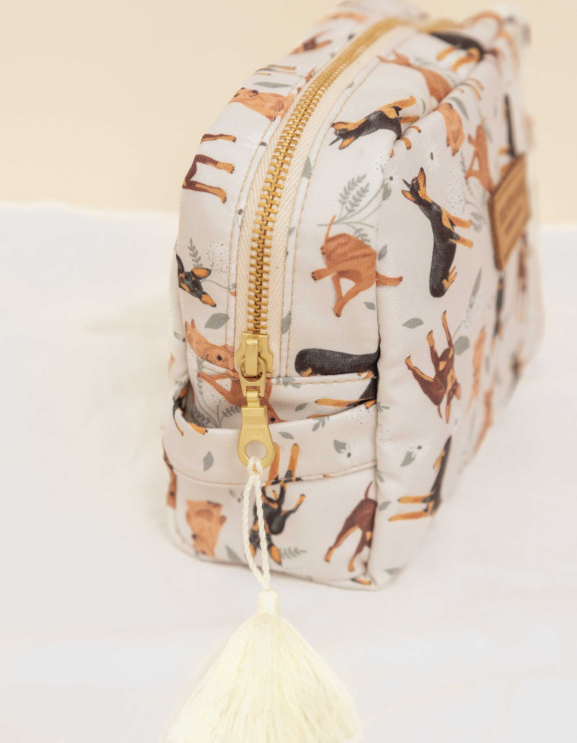 COSMETIQUERA PINSHER VERDE CTK001