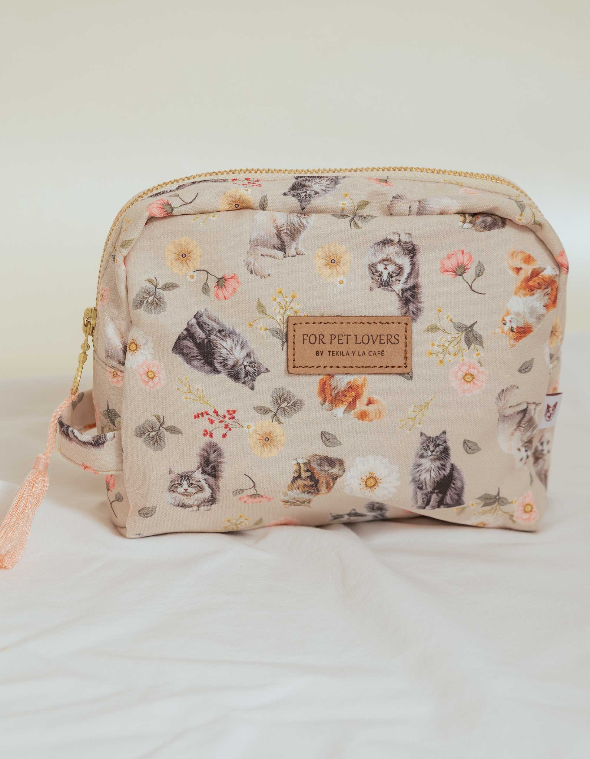 COSMETIQUERA GATOS PELUDOS NUDE CTK001