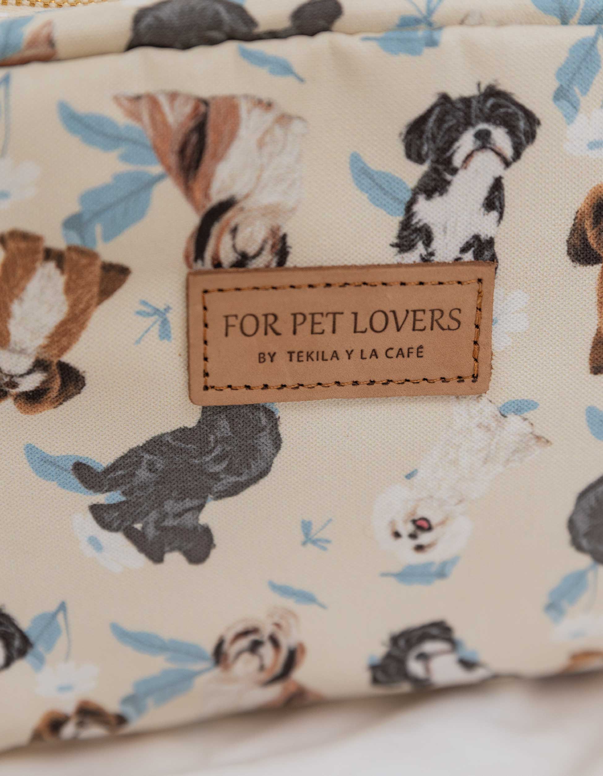 COSMETIQUERA SHIH TZU MARFIL CTK001