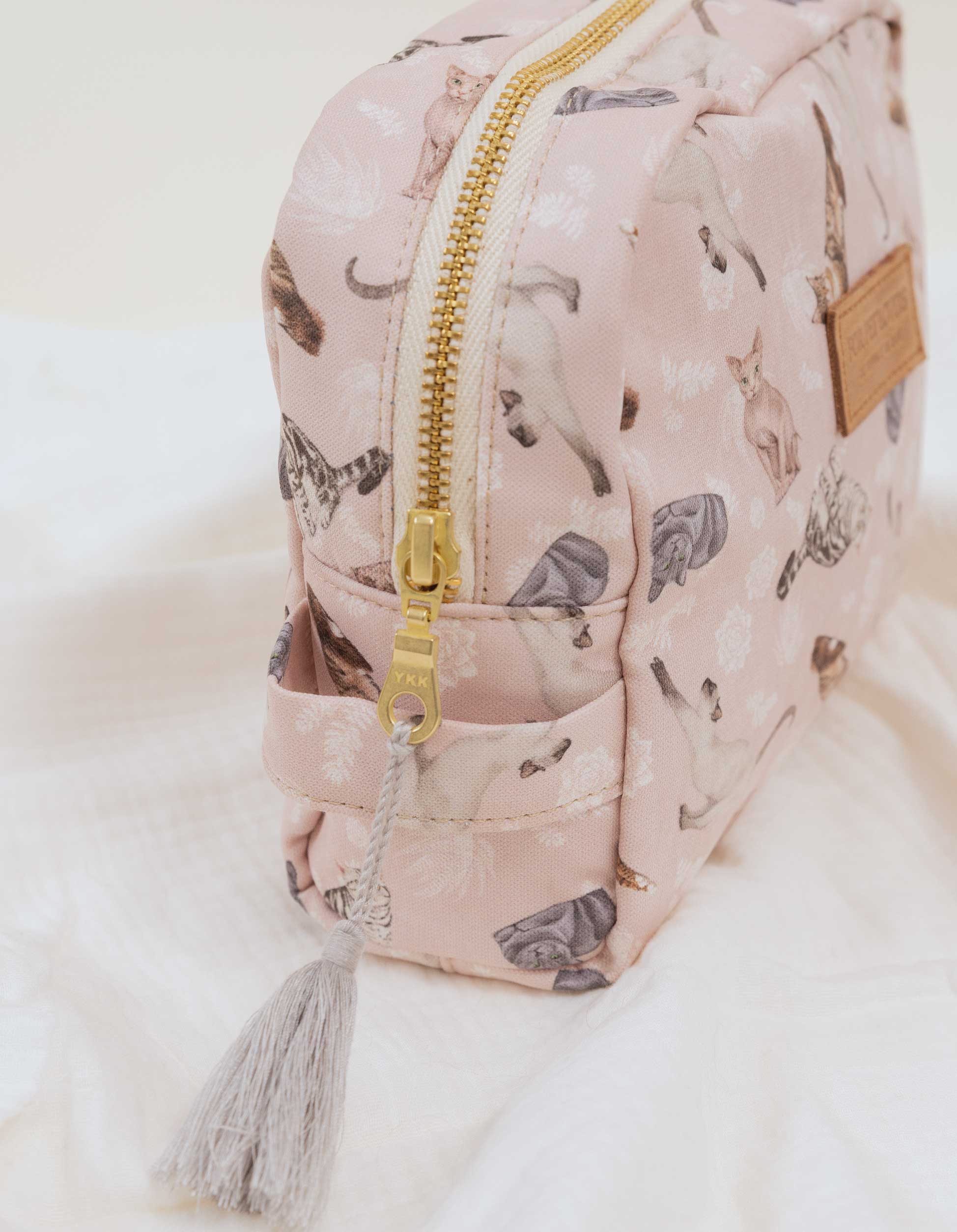 KIT ACCESORIOS GATOS MULTIRAZA ROSADO