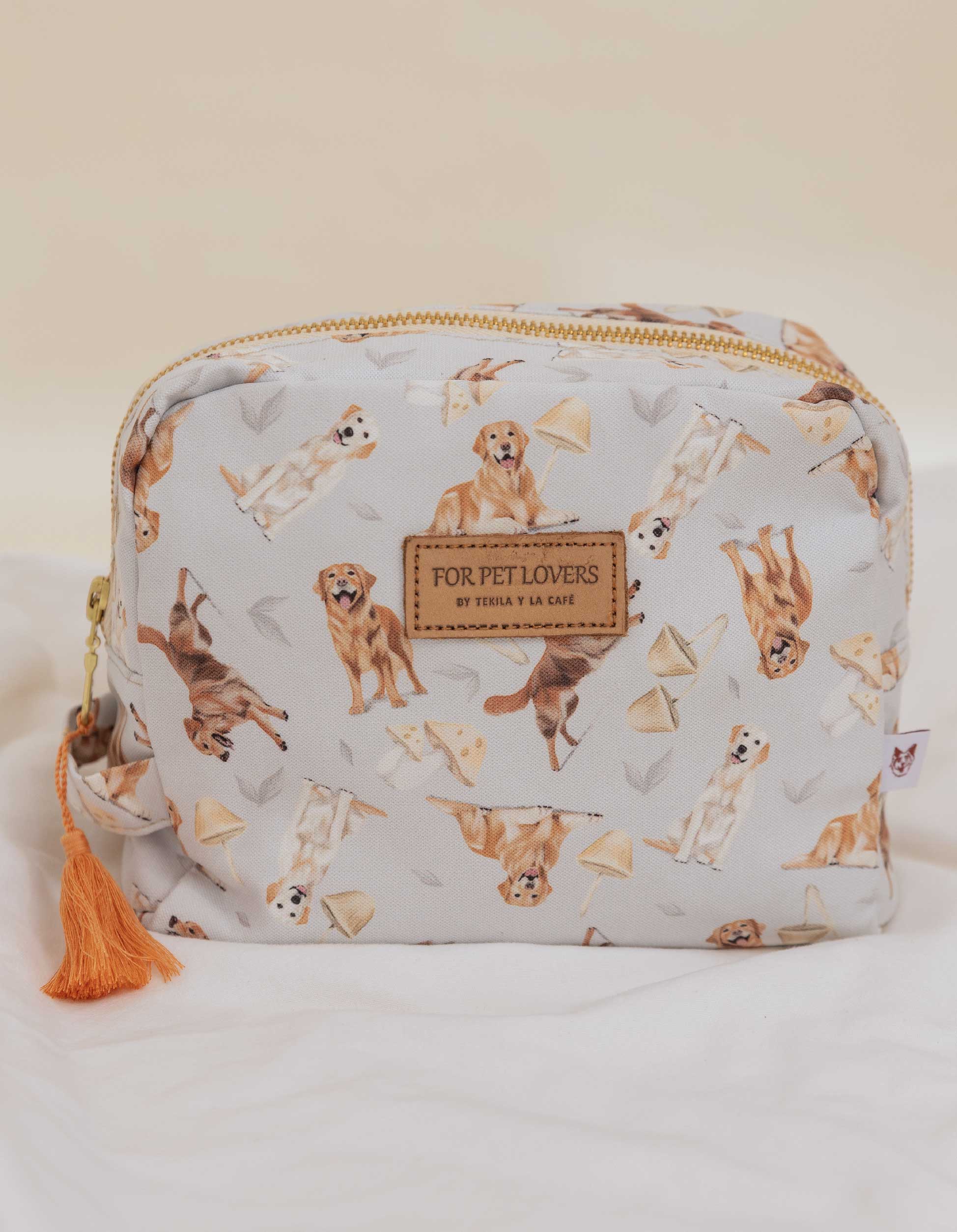 COSMETIQUERA GOLDEN  HONGOS GRIS CTK001