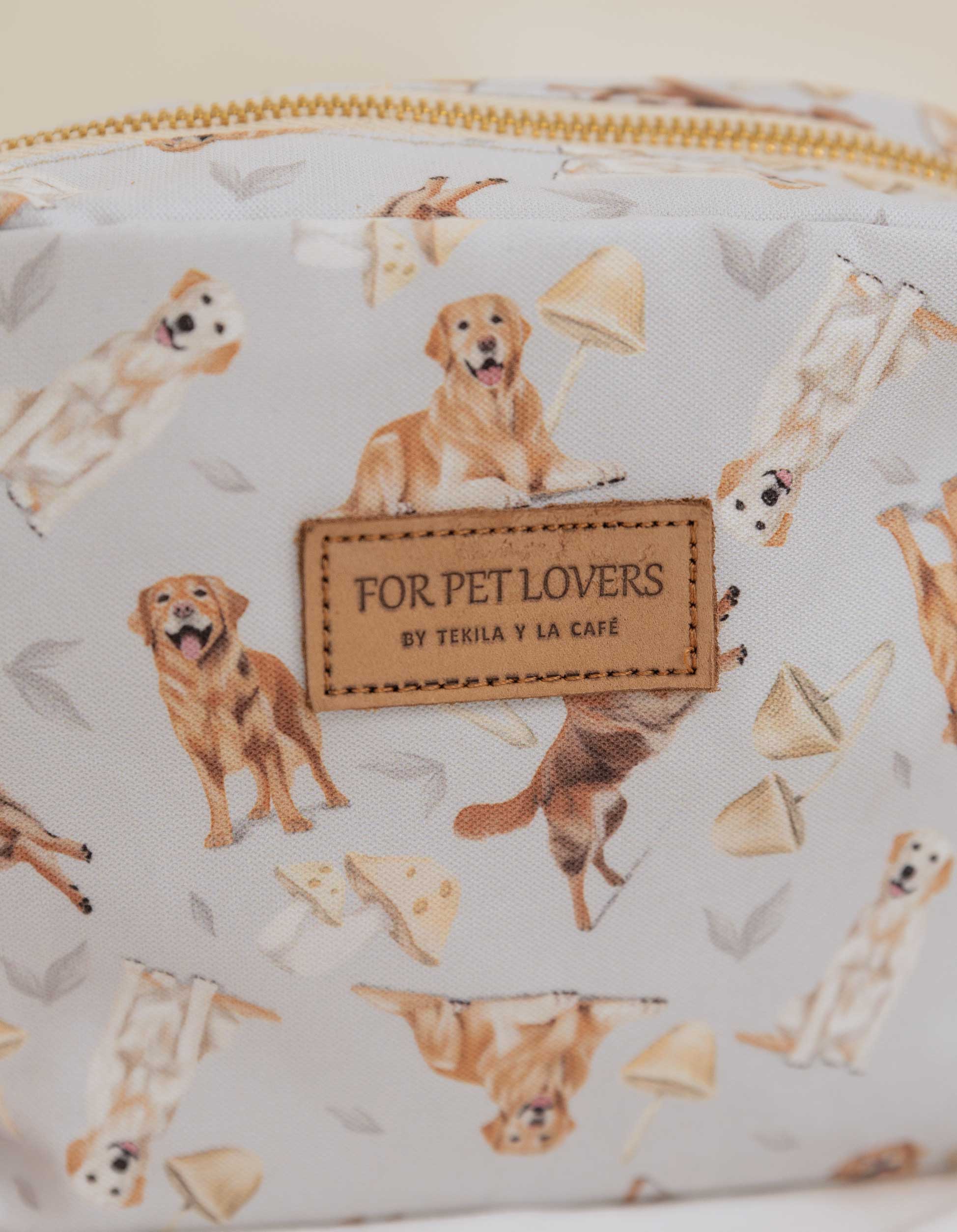 COSMETIQUERA GOLDEN  HONGOS GRIS CTK001