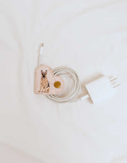 SUJETADOR DE CABLES PASTOR ALEMÁN STK001