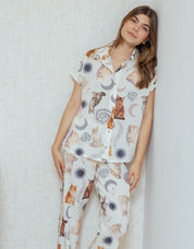 PIJAMA PANTALÓN GATOS MAJESTUOSOS MARFIL TP0085