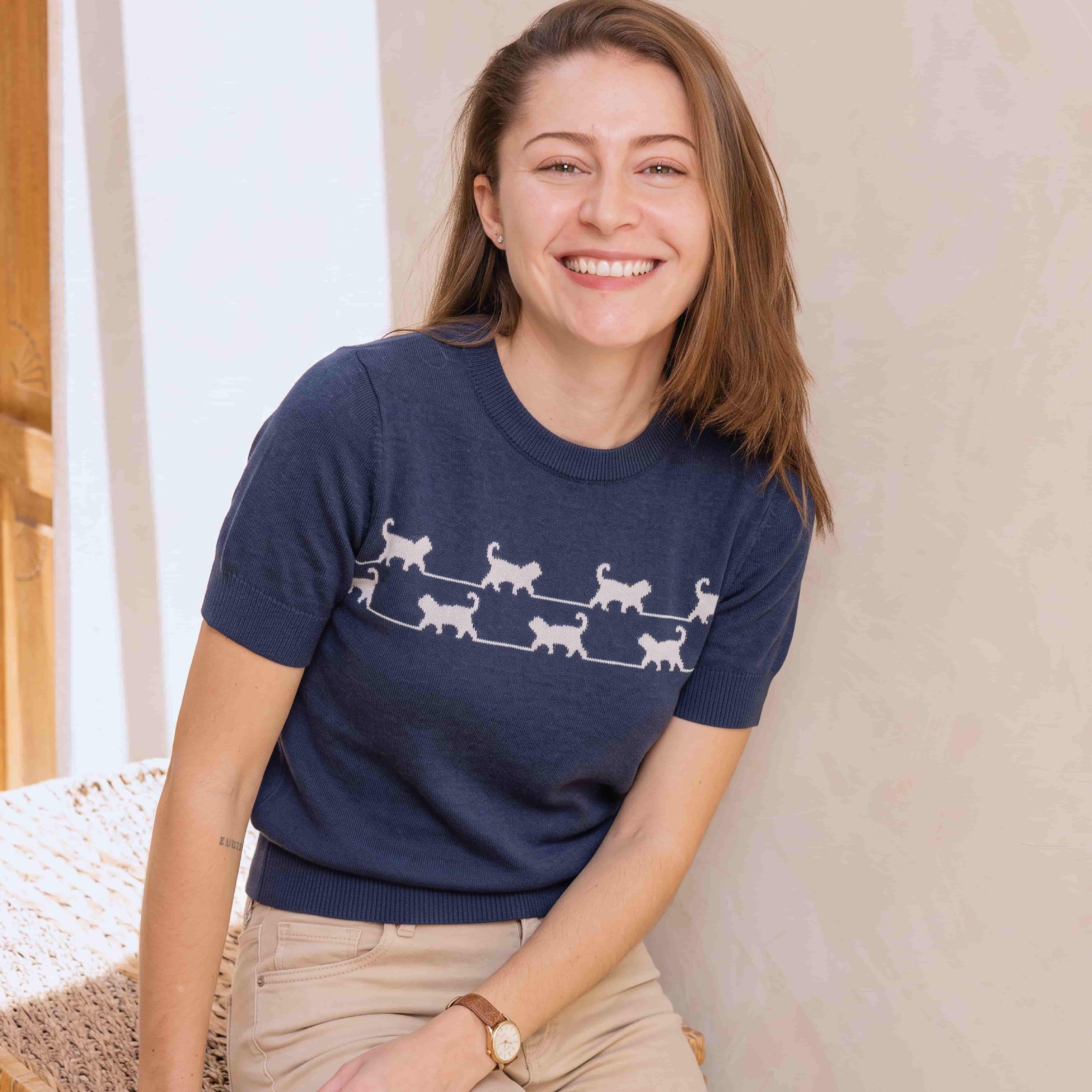 CAMISETA TEJIDA GATO AZUL ECC003