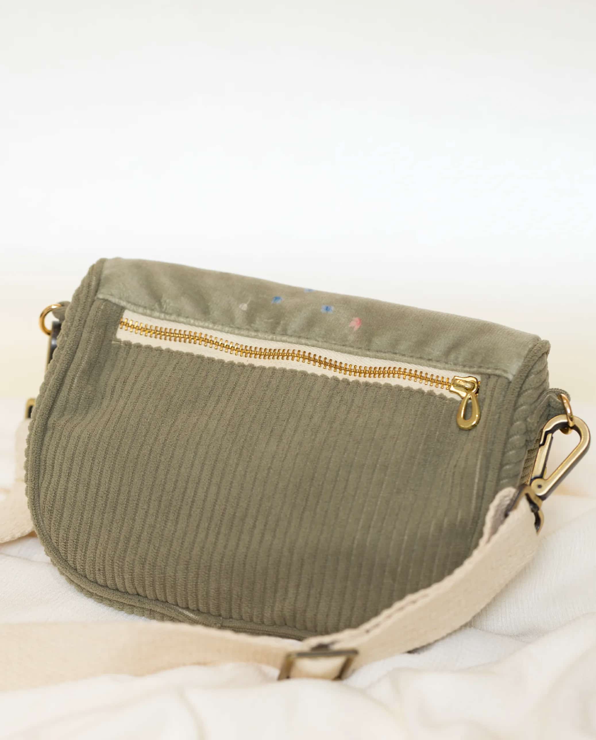 BOLSO PEQUEÑO GATOS ACOSTADOS BPK001
