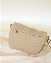 BOLSO PEQUEÑO PERROS EN JARDIN BPK001