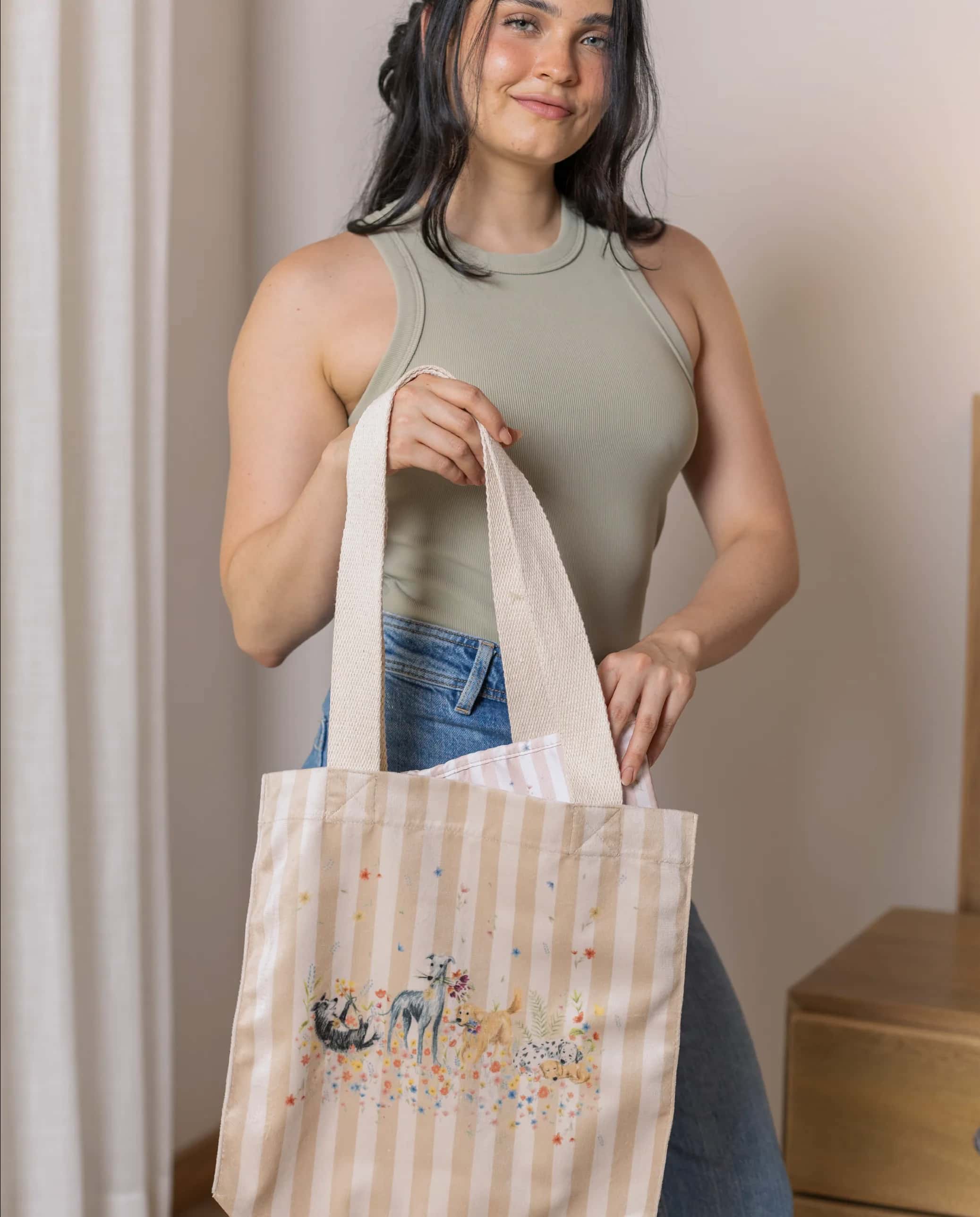 TOTE BAG PERROS EN JARDIN CBK003